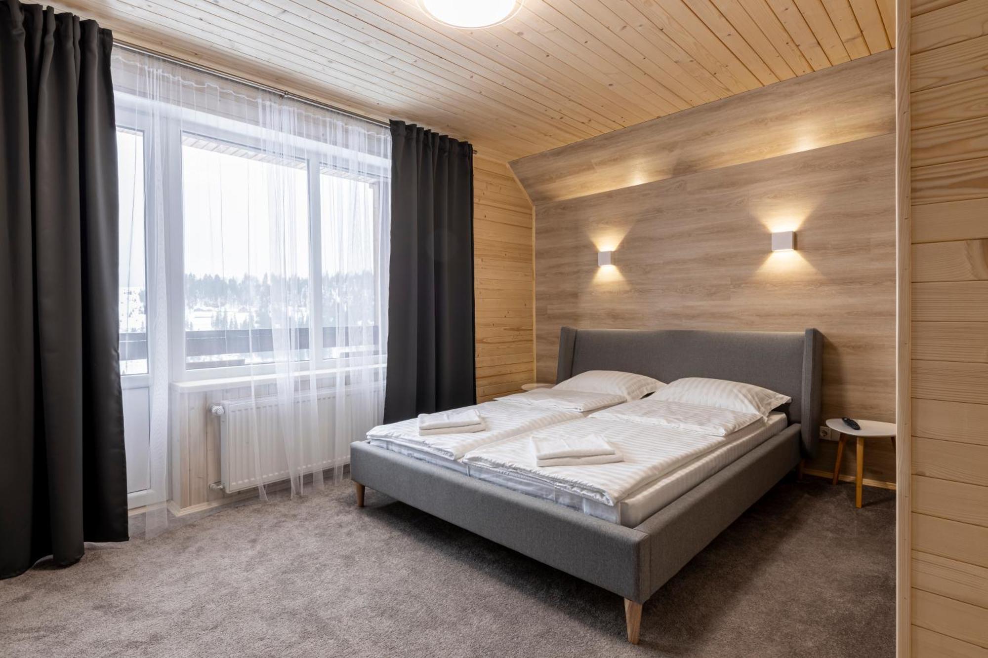 Woodvel House Guest house